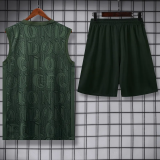 25-26 CHE Dark green Tank top and shorts suit