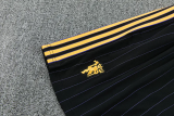 25-26 Man Utd Black Training Short Suit