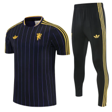 26-27 Man Utd Black Short shirts and Long trousers Suit (圆领)