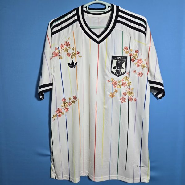 26-27 Japan Away Fans Soccer Jersey（刺绣）