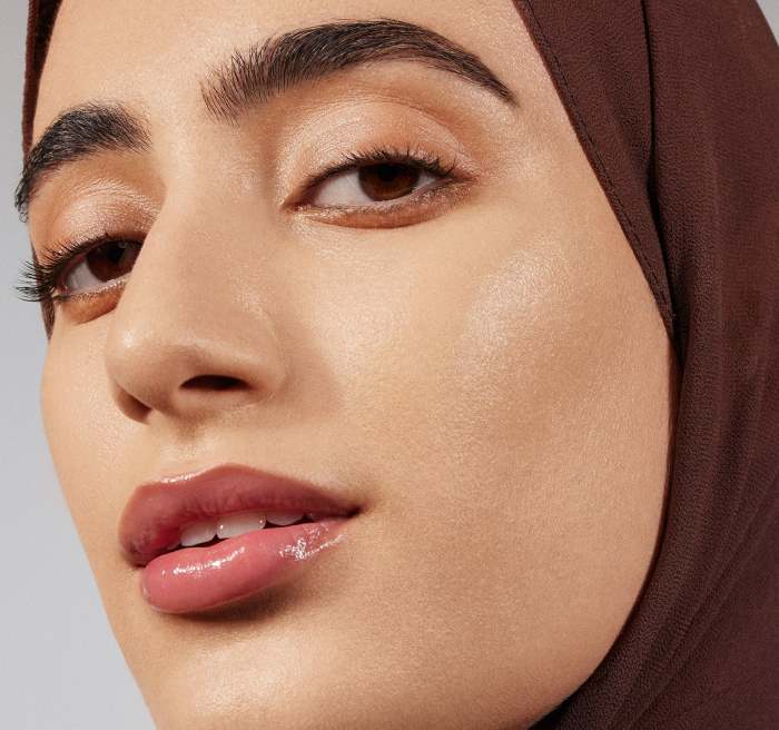 Lightform Extended Hydration Foundation