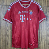 2013-2014 Bayern Home Retro Soccer Jersey (胸前决赛字)