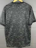 25-26 Sporting Lisbon Black Training shirts (黄广告)