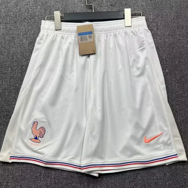 26-27 France White Shorts Pants