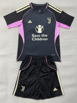 26-27 JUV Black Concept Edition Kids Training
