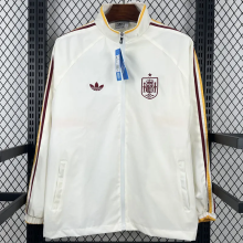 26-27 Spain White Windbreaker