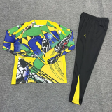 26-27 Brazil Green Kids Half Pull Tracksuit (童装)(涂鸦半拉链)
