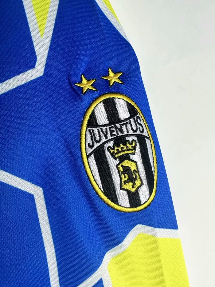 1997-1999 Juventus Away Retro Soccer Jersey