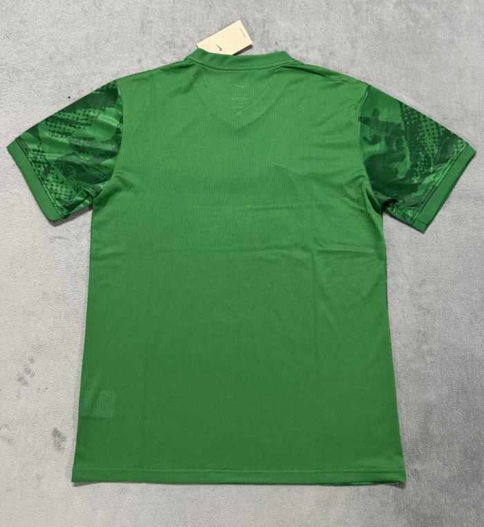 25-26 Sporting Lisbon Green Fans Soccer Jersey 1:1 Thai Quality