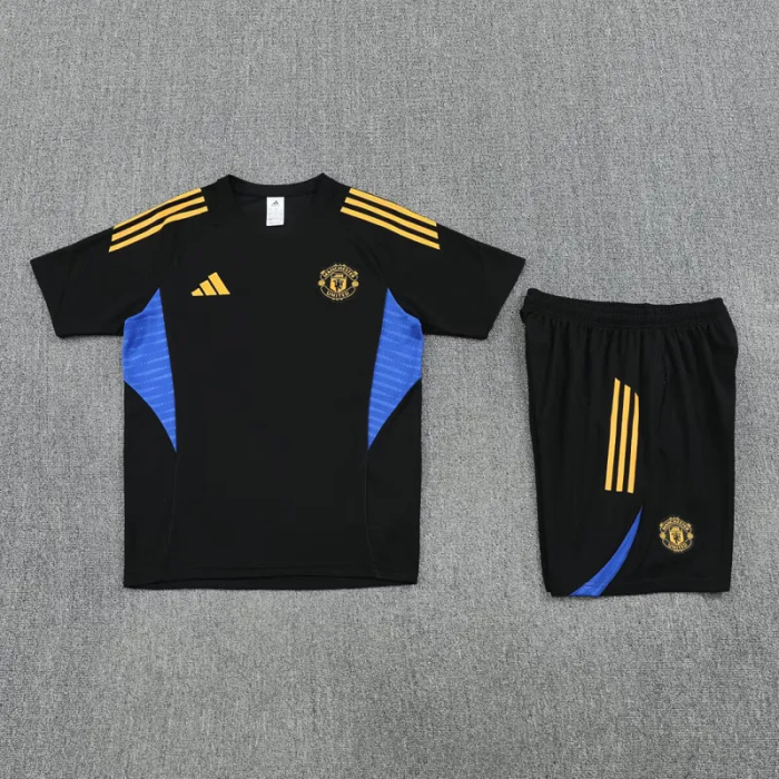 25-26 Manchester United High Quality Training Short Suit