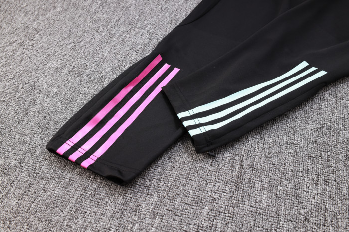 23-24 Bayern High Quality Half Pull Tracksuit