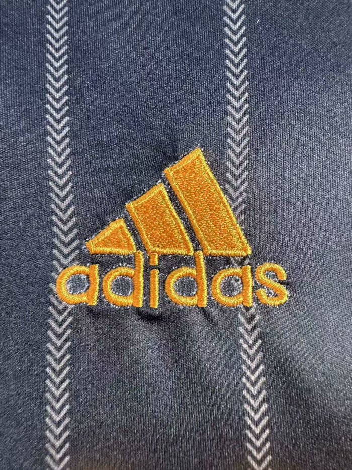 2010-2011 Chelsea Away Retro Soccer Jersey