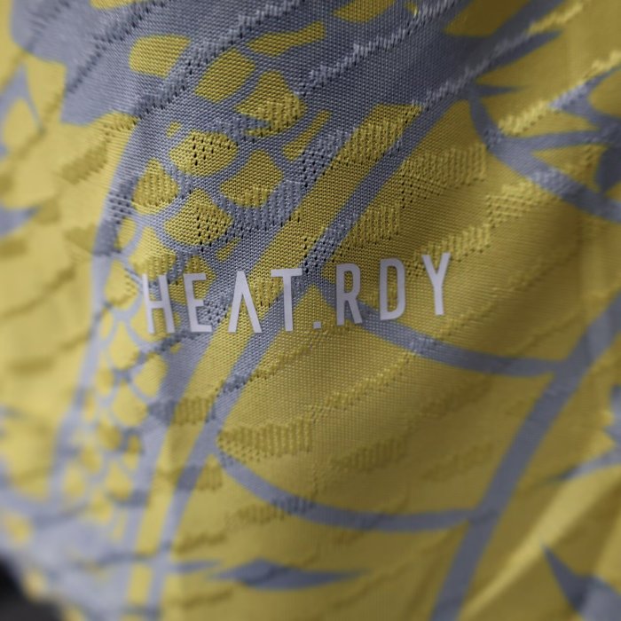 25-26 Real Madrid Yellow Special Edition Player Version Training Shirts