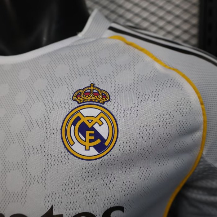 25-26 Real Madrid Home Long Sleeve Player Version Soccer Jersey 长袖