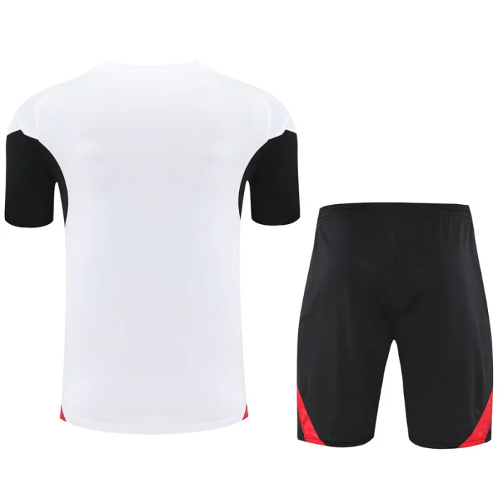 25-26 Manchester United High Quality Training Short Suit