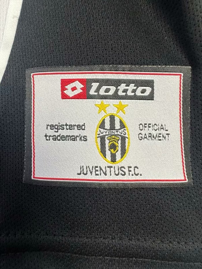 2002-2003 Juventus Home Long Sleeve Retro Soccer Jersey
