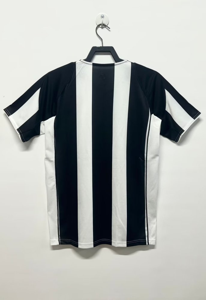 2004-2005 Juventus Home Retro Soccer Jersey