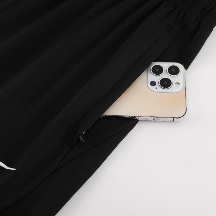 23-24 Liverpool High Quality Half Pull Tracksuit 