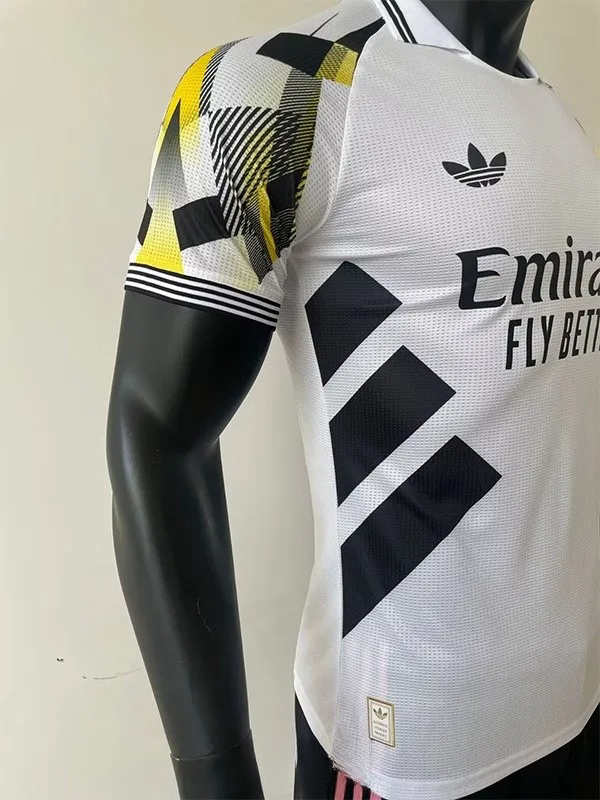 25-26 Real Madrid White Special Edition Player Version Training Shirts 黄袖边