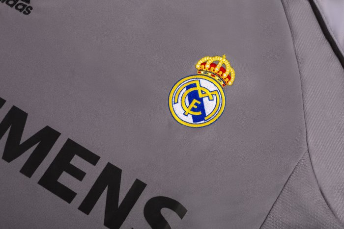 2005-2006 Real Madrid Third Retro Soccer Jersey