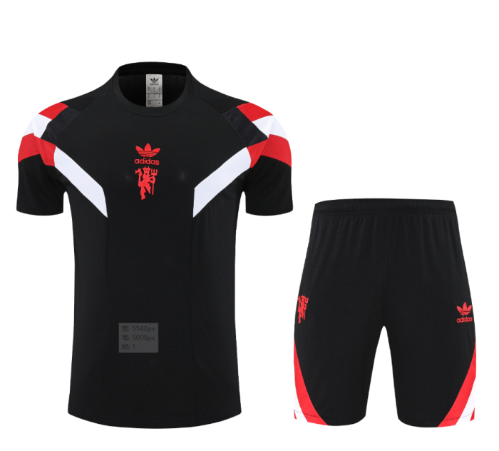 25-26 Manchester United High Quality Training Short Suit