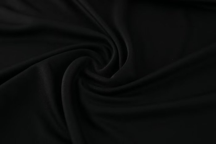 25-26 High Quality Half Pull Tracksuit— Black 黑色