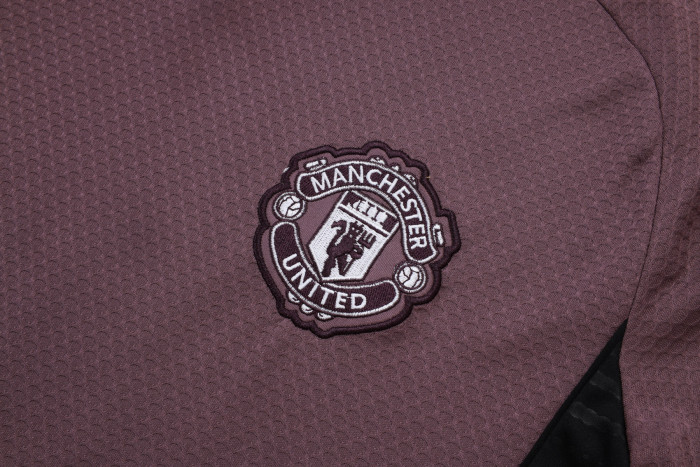 25-26 Manchester United High Quality Training Short Suit