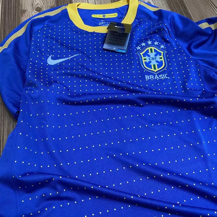 2010 Brazil Away Retro Soccer Jersey