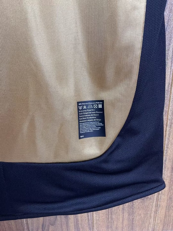 2001-2002 Manchester United 100th Centenary Long sleeves Retro Soccer Jersey