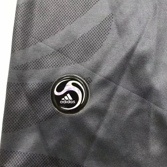 2009-2010 Liverpool Away Retro Soccer Jersey