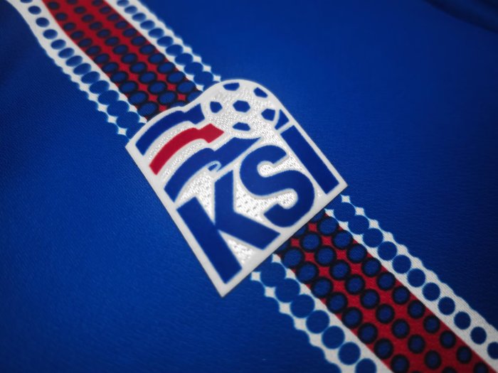 2016-2017 Iceland Home Retro Soccer Jersey