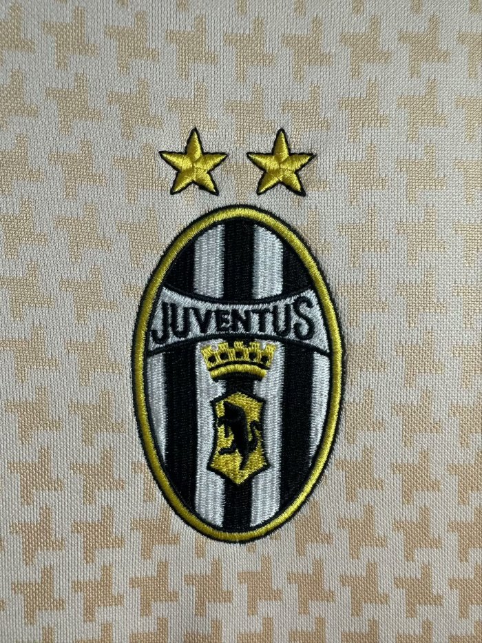 2003-2004 Juventus Away Retro Soccer Jersey