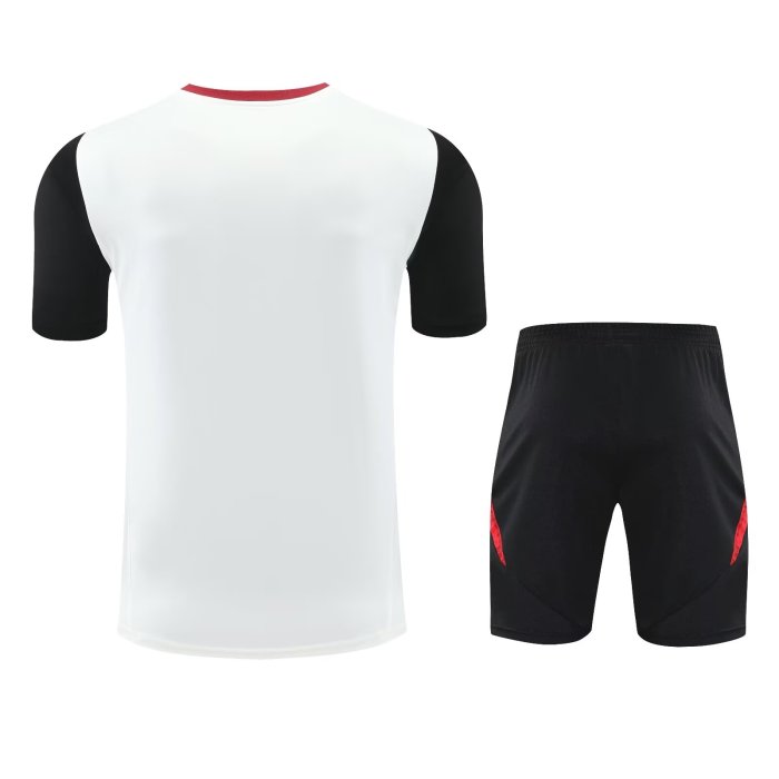 25-26 Manchester United High Quality Training Short Suit