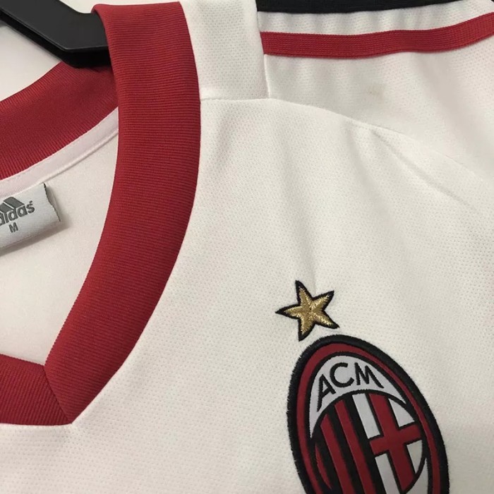 2002-2003 AC Milan Away Retro Soccer Jersey (带决赛字)