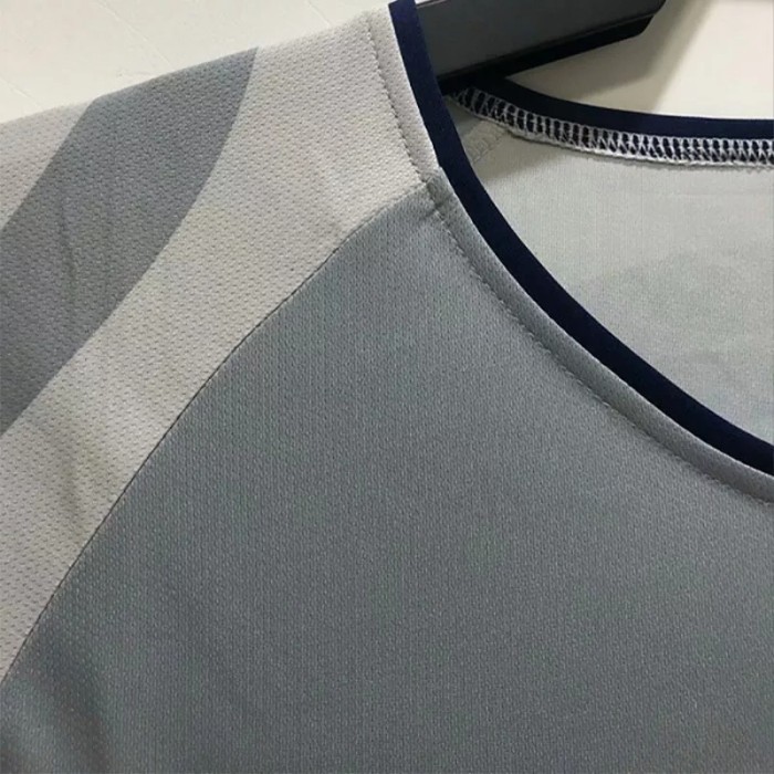 2001-2002 Paris Saint-Germain Paris Away Retro Soccer Jersey