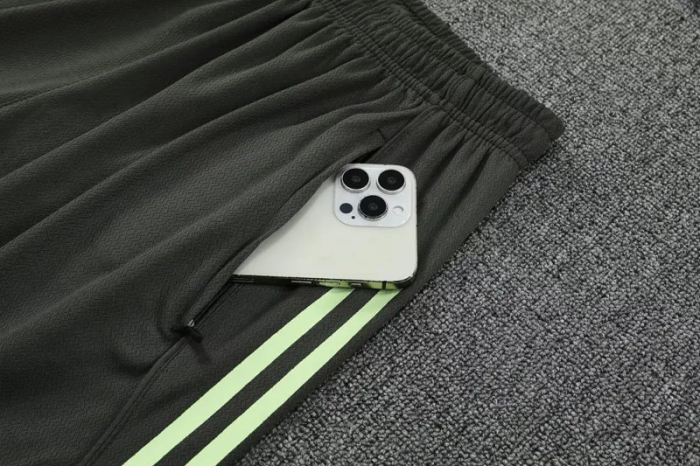 25-26 Real Madrid High Quality Tank Top And Shorts Suit