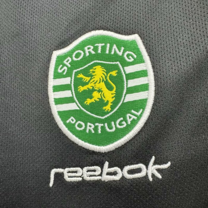 2001-2003 Sporting Lisbon Home Retro Adult Suit