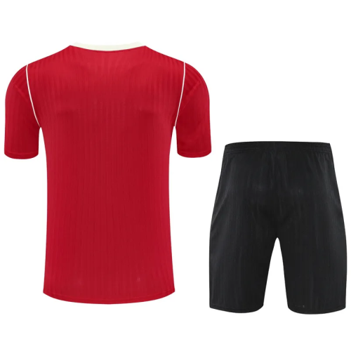 25-26 Manchester United High Quality Training Short Suit