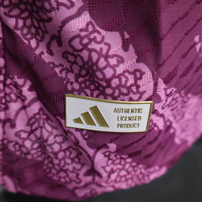 25-26 Real Madrid Special Edition Player Version Soccer Jersey 1:1 Thai Quality