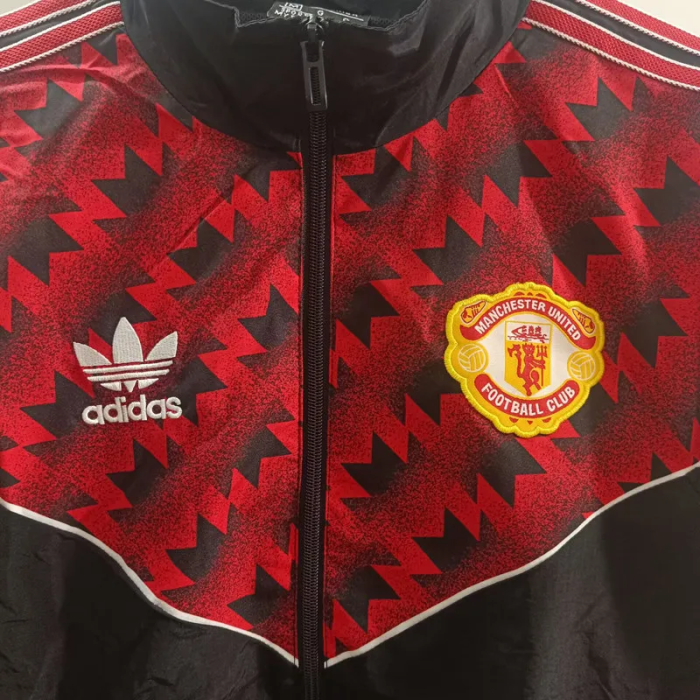 2025 Manchester United New Pattern Windbreaker