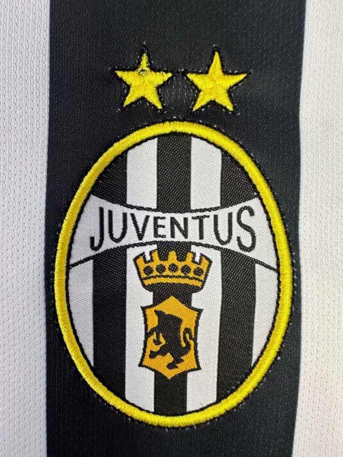 2002-2003 Juventus Home Long Sleeve Retro Soccer Jersey