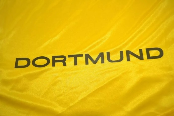 1998-2000 Borussia Dortmund Home Retro Soccer Jersey
