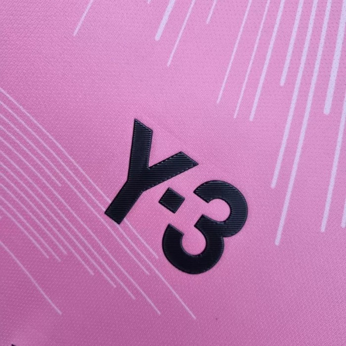 22-23 Real Madrid Pink GoalKeeper Fans Soccer Jersey