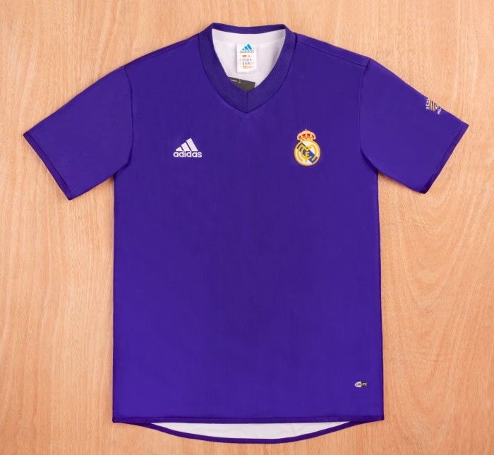2002-2003 RMA Retro Soccer Jersey