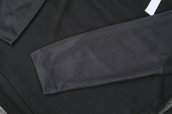 23-24 Liverpool High Quality Half Pull Tracksuit