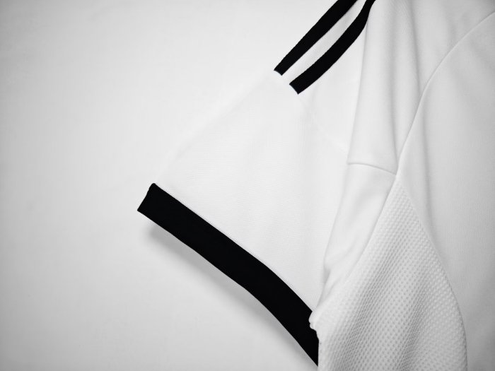 2002-2003 Germany Home Retro Soccer Jersey