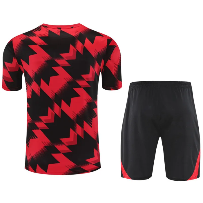 25-26 Manchester United High Quality Training Short Suit
