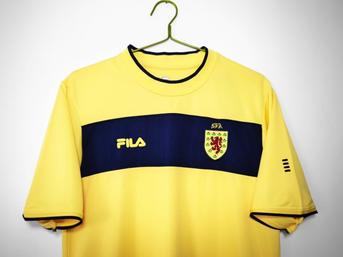 2002 Scotland Away Retro Soccer Jersey