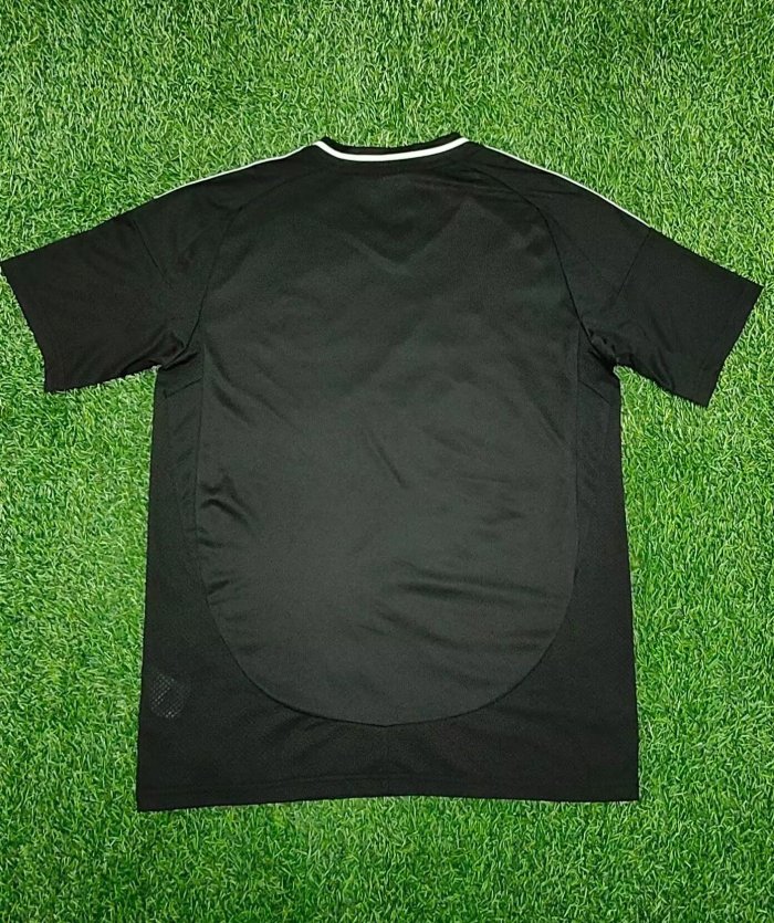 25-26 Real Madrid Black Fans Training Shirts