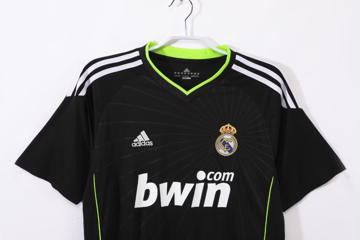 2010-2011 RMA Away Retro Soccer Jersey